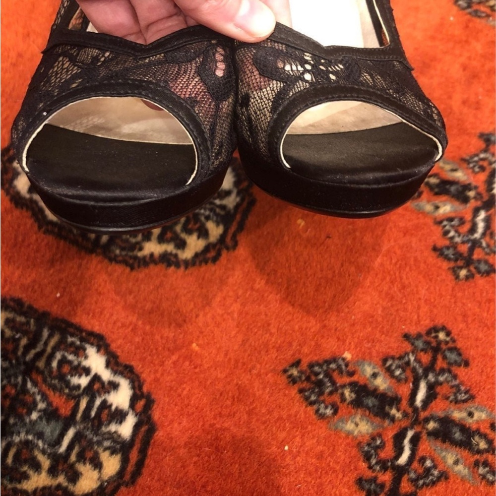 Elegant Black Lace Peep-Toe Heels - Picture 5 of 6